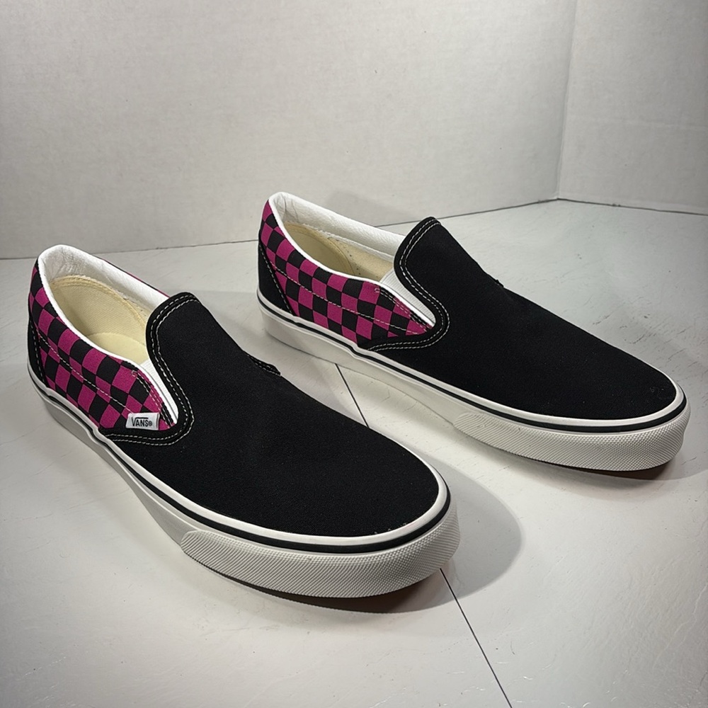 NWT Vans Classic Checkerboard Slip-Ons in Raspberry and Black Men’s 10 - Picture 3 of 10